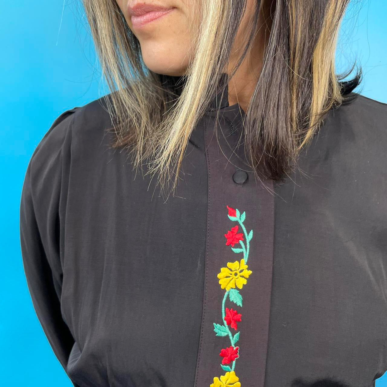 90s Deadstock Blouse with Embroidered Placket